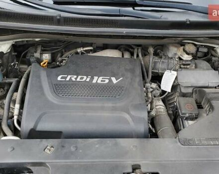 Білий Кіа Карнівал, об'ємом двигуна 2.2 л та пробігом 143 тис. км за 22000 $, фото 18 на Automoto.ua