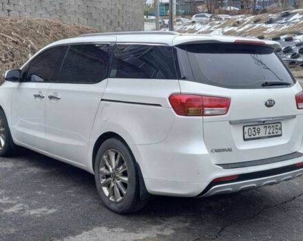 Белый Киа Карнивал, объемом двигателя 2.2 л и пробегом 153 тыс. км за 16500 $, фото 1 на Automoto.ua