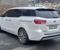 Белый Киа Карнивал, объемом двигателя 2.2 л и пробегом 153 тыс. км за 16500 $, фото 1 на Automoto.ua