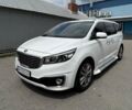 Белый Киа Карнивал, объемом двигателя 2.2 л и пробегом 214 тыс. км за 24300 $, фото 4 на Automoto.ua