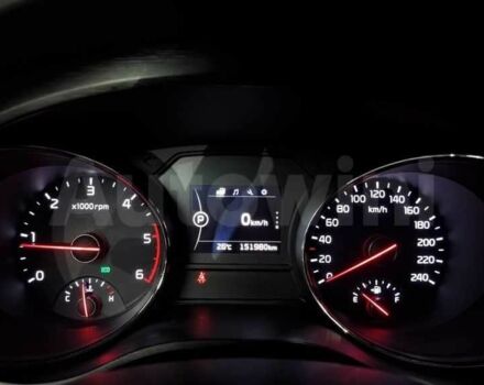 Білий Кіа Карнівал, об'ємом двигуна 0 л та пробігом 151 тис. км за 14000 $, фото 7 на Automoto.ua