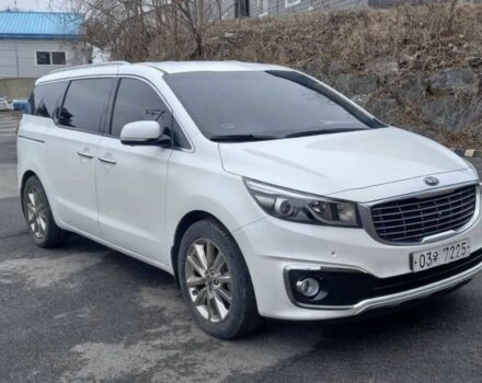 Белый Киа Карнивал, объемом двигателя 2.2 л и пробегом 153 тыс. км за 15000 $, фото 2 на Automoto.ua