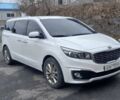 Белый Киа Карнивал, объемом двигателя 2.2 л и пробегом 153 тыс. км за 16500 $, фото 2 на Automoto.ua