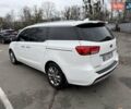 Белый Киа Карнивал, объемом двигателя 2.2 л и пробегом 126 тыс. км за 24100 $, фото 4 на Automoto.ua