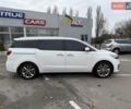 Белый Киа Карнивал, объемом двигателя 2.2 л и пробегом 126 тыс. км за 24100 $, фото 1 на Automoto.ua