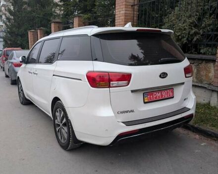 Білий Кіа Карнівал, об'ємом двигуна 2.2 л та пробігом 211 тис. км за 15900 $, фото 4 на Automoto.ua