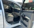 Білий Кіа Карнівал, об'ємом двигуна 2.2 л та пробігом 175 тис. км за 17999 $, фото 24 на Automoto.ua