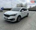 Белый Киа Карнивал, объемом двигателя 2.2 л и пробегом 190 тыс. км за 21500 $, фото 1 на Automoto.ua