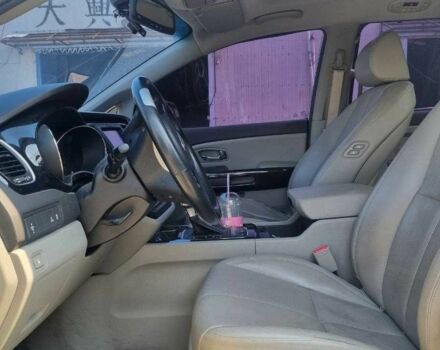 Кіа Карнівал 2017 у Києві на Automoto.ua Білий Кіа Карнівал, об'ємом двигуна 2.2 л та пробігом 120 тис. км за 16000 $, фото 8 на Automoto.ua