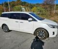 Белый Киа Карнивал, объемом двигателя 2.2 л и пробегом 137 тыс. км за 5300 $, фото 2 на Automoto.ua