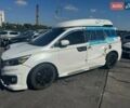 Белый Киа Карнивал, объемом двигателя 2.2 л и пробегом 150 тыс. км за 17500 $, фото 2 на Automoto.ua