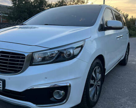 Белый Киа Карнивал, объемом двигателя 2.2 л и пробегом 197 тыс. км за 22000 $, фото 11 на Automoto.ua