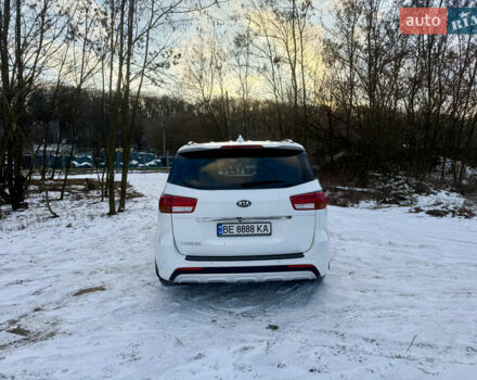 Белый Киа Карнивал, объемом двигателя 2.2 л и пробегом 165 тыс. км за 26700 $, фото 14 на Automoto.ua