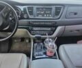Кіа Карнівал 2017 у Києві на Automoto.ua Білий Кіа Карнівал, об'ємом двигуна 2.2 л та пробігом 120 тис. км за 16000 $, фото 6 на Automoto.ua