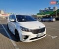 Белый Киа Карнивал, объемом двигателя 2.2 л и пробегом 149 тыс. км за 29000 $, фото 1 на Automoto.ua