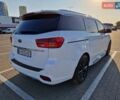 Белый Киа Карнивал, объемом двигателя 2.2 л и пробегом 149 тыс. км за 29000 $, фото 12 на Automoto.ua