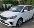 Белый Киа Карнивал, объемом двигателя 0 л и пробегом 74 тыс. км за 17900 $, фото 1 на Automoto.ua