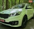 Білий Кіа Карнівал, об'ємом двигуна 2.2 л та пробігом 176 тис. км за 21500 $, фото 1 на Automoto.ua