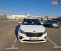 Белый Киа Карнивал, объемом двигателя 2.2 л и пробегом 149 тыс. км за 29000 $, фото 3 на Automoto.ua