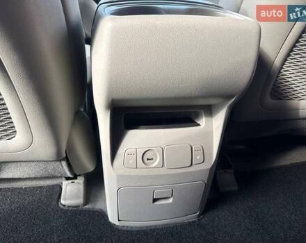 Киа Карнивал 2019 в Киеве на Automoto.ua Белый Киа Карнивал, объемом двигателя 2.2 л и пробегом 108 тыс. км за 28500 $, фото 18 на Automoto.ua