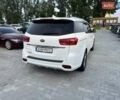 Киа Карнивал 2019 в Киеве на Automoto.ua Белый Киа Карнивал, объемом двигателя 2.2 л и пробегом 140 тыс. км за 25900 $, фото 4 на Automoto.ua