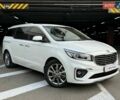 Белый Киа Карнивал, объемом двигателя 2.2 л и пробегом 165 тыс. км за 25490 $, фото 1 на Automoto.ua