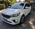 Белый Киа Карнивал, объемом двигателя 2.2 л и пробегом 145 тыс. км за 30490 $, фото 2 на Automoto.ua