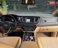 Белый Киа Карнивал, объемом двигателя 2.2 л и пробегом 165 тыс. км за 25990 $, фото 17 на Automoto.ua