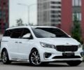 Белый Киа Карнивал, объемом двигателя 2.2 л и пробегом 110 тыс. км за 28500 $, фото 1 на Automoto.ua