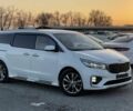 Белый Киа Карнивал, объемом двигателя 2.2 л и пробегом 74 тыс. км за 17299 $, фото 1 на Automoto.ua