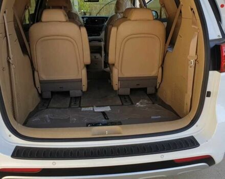 Білий Кіа Карнівал, об'ємом двигуна 2.2 л та пробігом 98 тис. км за 18983 $, фото 12 на Automoto.ua