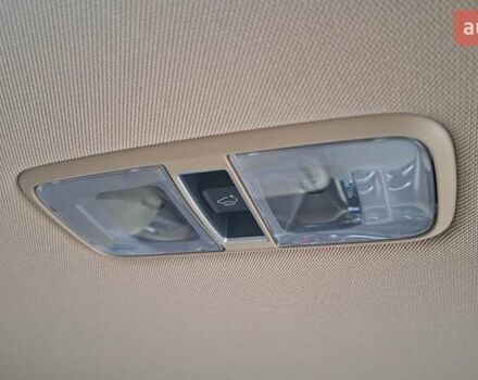 Белый Киа Карнивал, объемом двигателя 2.2 л и пробегом 134 тыс. км за 28800 $, фото 64 на Automoto.ua