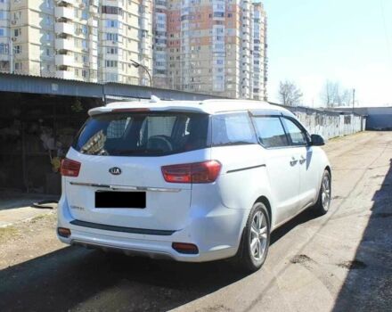 Белый Киа Карнивал, объемом двигателя 2.2 л и пробегом 143 тыс. км за 22000 $, фото 1 на Automoto.ua