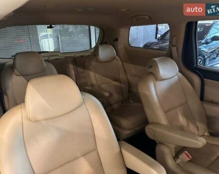 Белый Киа Карнивал, объемом двигателя 2.2 л и пробегом 134 тыс. км за 25900 $, фото 23 на Automoto.ua