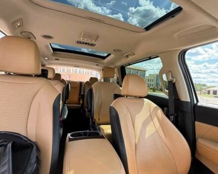 Белый Киа Карнивал, объемом двигателя 2.2 л и пробегом 78 тыс. км за 16000 $, фото 8 на Automoto.ua