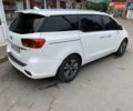 Белый Киа Карнивал, объемом двигателя 2.2 л и пробегом 144 тыс. км за 24999 $, фото 3 на Automoto.ua
