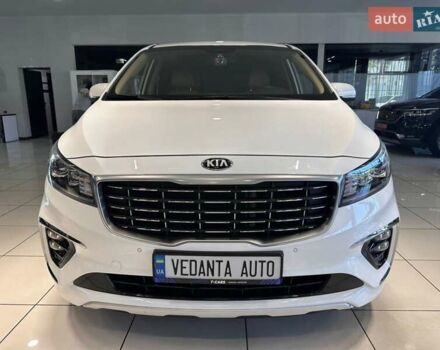 Белый Киа Карнивал, объемом двигателя 2.2 л и пробегом 134 тыс. км за 25900 $, фото 1 на Automoto.ua