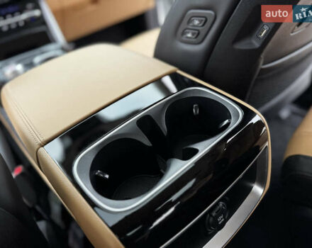 Белый Киа Карнивал, объемом двигателя 2.2 л и пробегом 23 тыс. км за 41900 $, фото 104 на Automoto.ua