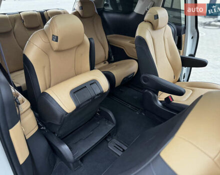 Белый Киа Карнивал, объемом двигателя 2.2 л и пробегом 23 тыс. км за 41900 $, фото 92 на Automoto.ua