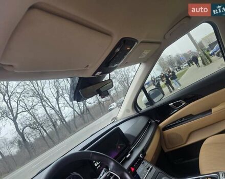 Білий Кіа Карнівал, об'ємом двигуна 2.15 л та пробігом 167 тис. км за 33000 $, фото 17 на Automoto.ua