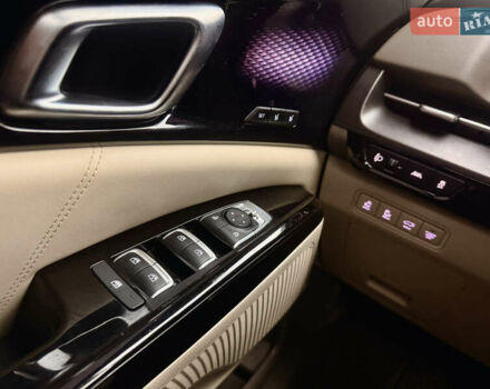 Белый Киа Карнивал, объемом двигателя 2.2 л и пробегом 85 тыс. км за 35500 $, фото 27 на Automoto.ua