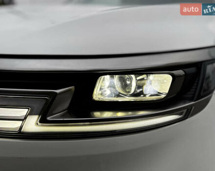 Белый Киа Карнивал, объемом двигателя 2.2 л и пробегом 23 тыс. км за 41900 $, фото 129 на Automoto.ua