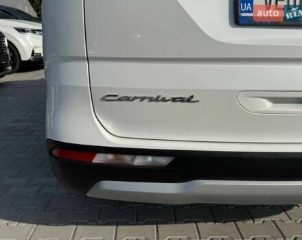 Белый Киа Карнивал, объемом двигателя 2.15 л и пробегом 65 тыс. км за 39500 $, фото 8 на Automoto.ua