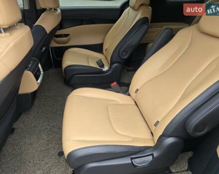 Білий Кіа Карнівал, об'ємом двигуна 2.15 л та пробігом 167 тис. км за 33000 $, фото 19 на Automoto.ua