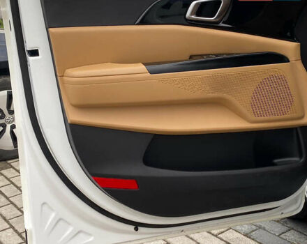 Белый Киа Карнивал, объемом двигателя 2.2 л и пробегом 152 тыс. км за 29500 $, фото 24 на Automoto.ua