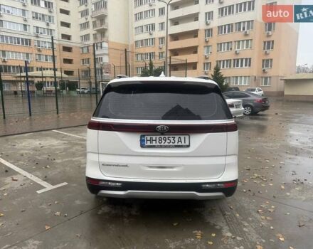 Белый Киа Карнивал, объемом двигателя 2.15 л и пробегом 78 тыс. км за 32300 $, фото 5 на Automoto.ua