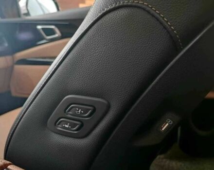 Киа Карнивал 2021 в Киеве на Automoto.ua Белый Киа Карнивал, объемом двигателя 2.2 л и пробегом 71 тыс. км за 30000 $, фото 10 на Automoto.ua