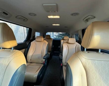 Белый Киа Карнивал, объемом двигателя 2.2 л и пробегом 39 тыс. км за 30000 $, фото 18 на Automoto.ua