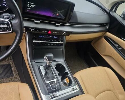 Білий Кіа Карнівал, об'ємом двигуна 2.15 л та пробігом 167 тис. км за 33000 $, фото 18 на Automoto.ua