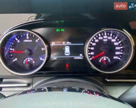 Білий Кіа Карнівал, об'ємом двигуна 2.2 л та пробігом 152 тис. км за 29950 $, фото 12 на Automoto.ua